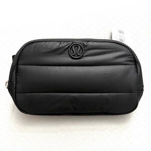 Lululemon Everywhere Belt Puff Bag